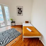 High Standard Centre Close To Attractions *