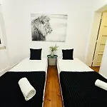 High Standard Centre Close To Attractions Hostel